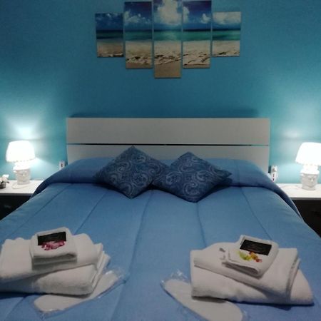 B&B Del Centro Capo dʼOrlando Szoba fotó